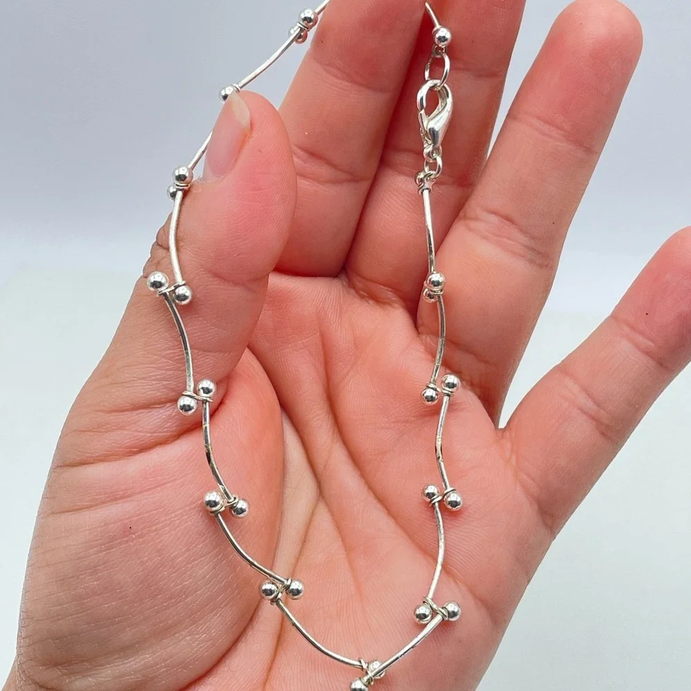 Contemporary Silver-Tone Classic Curved Dainty Bars Ball Link Lobster Bracelet